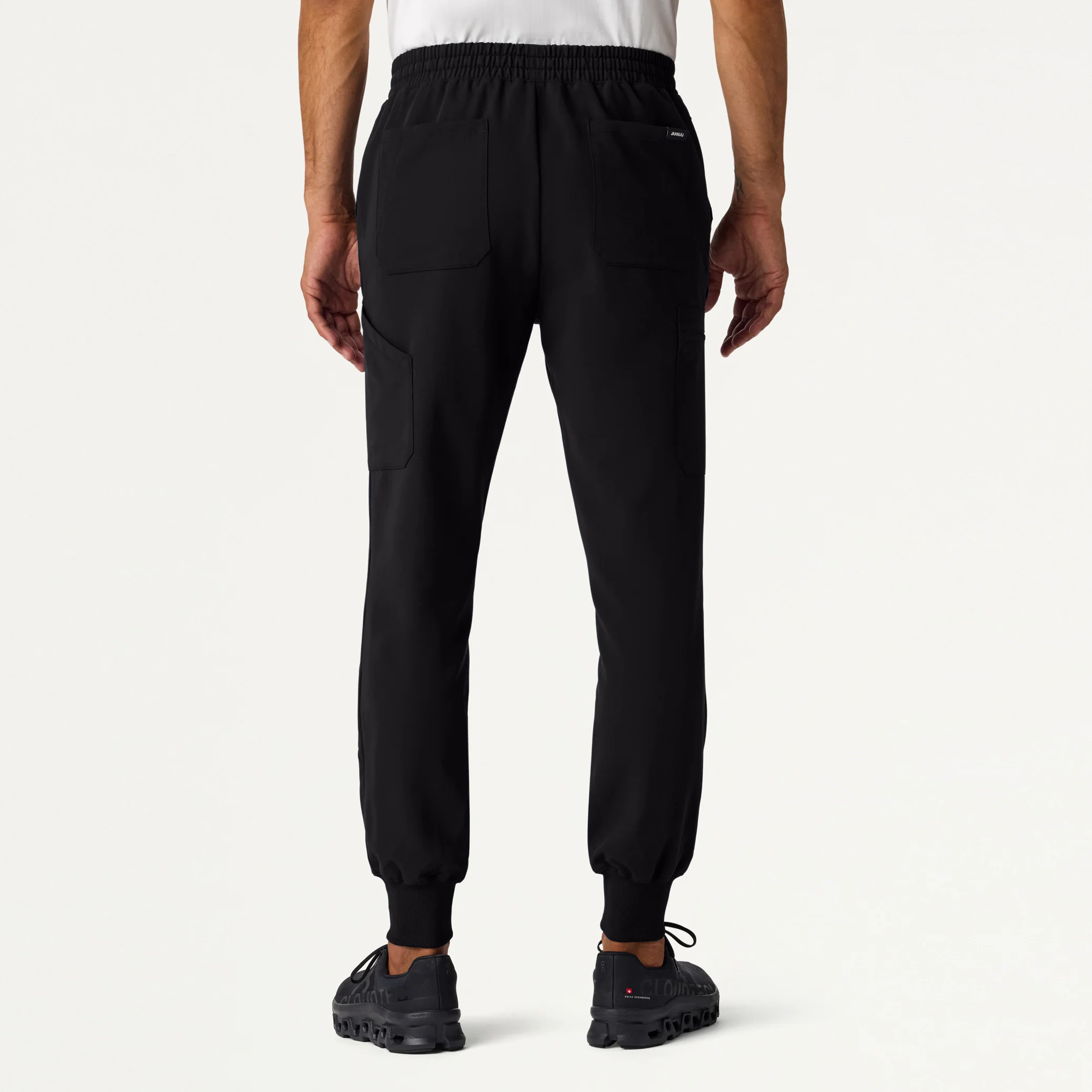 The Slim Performance Scrub Set - Black - Image 6