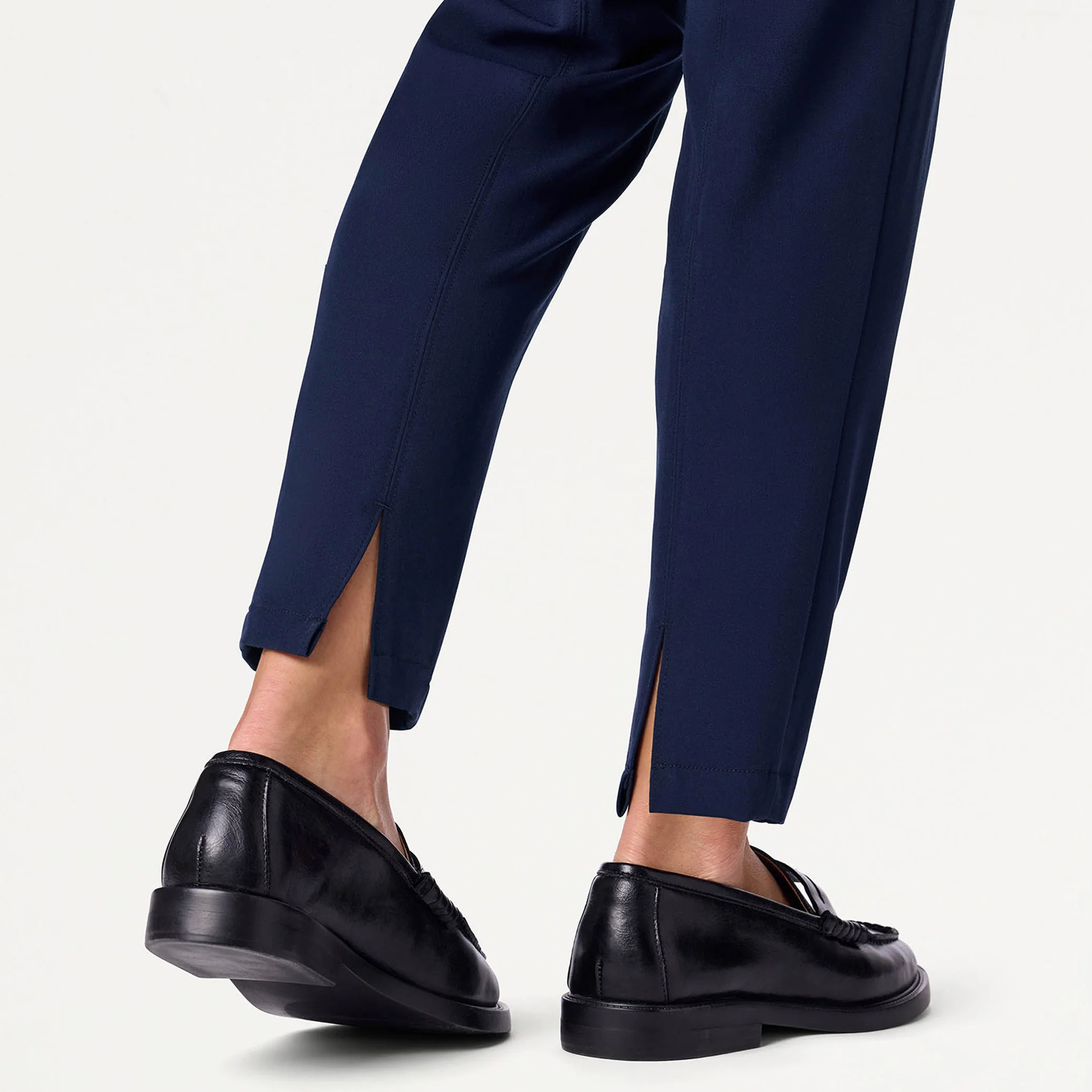 Halle High Waisted Tapered Scrub Pant - Midnight Navy - Image 7