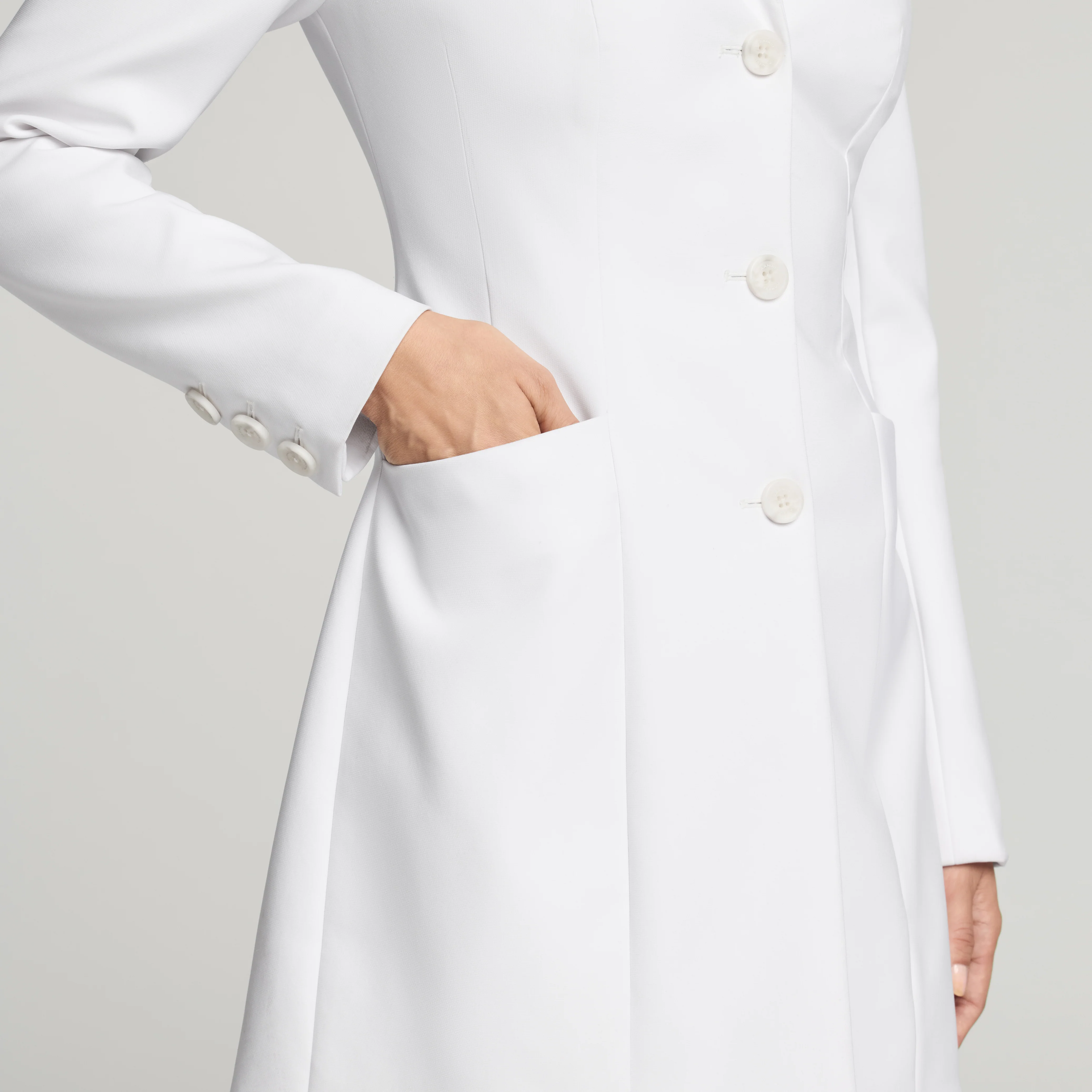 Linea 33" White Coat - White - Image 8